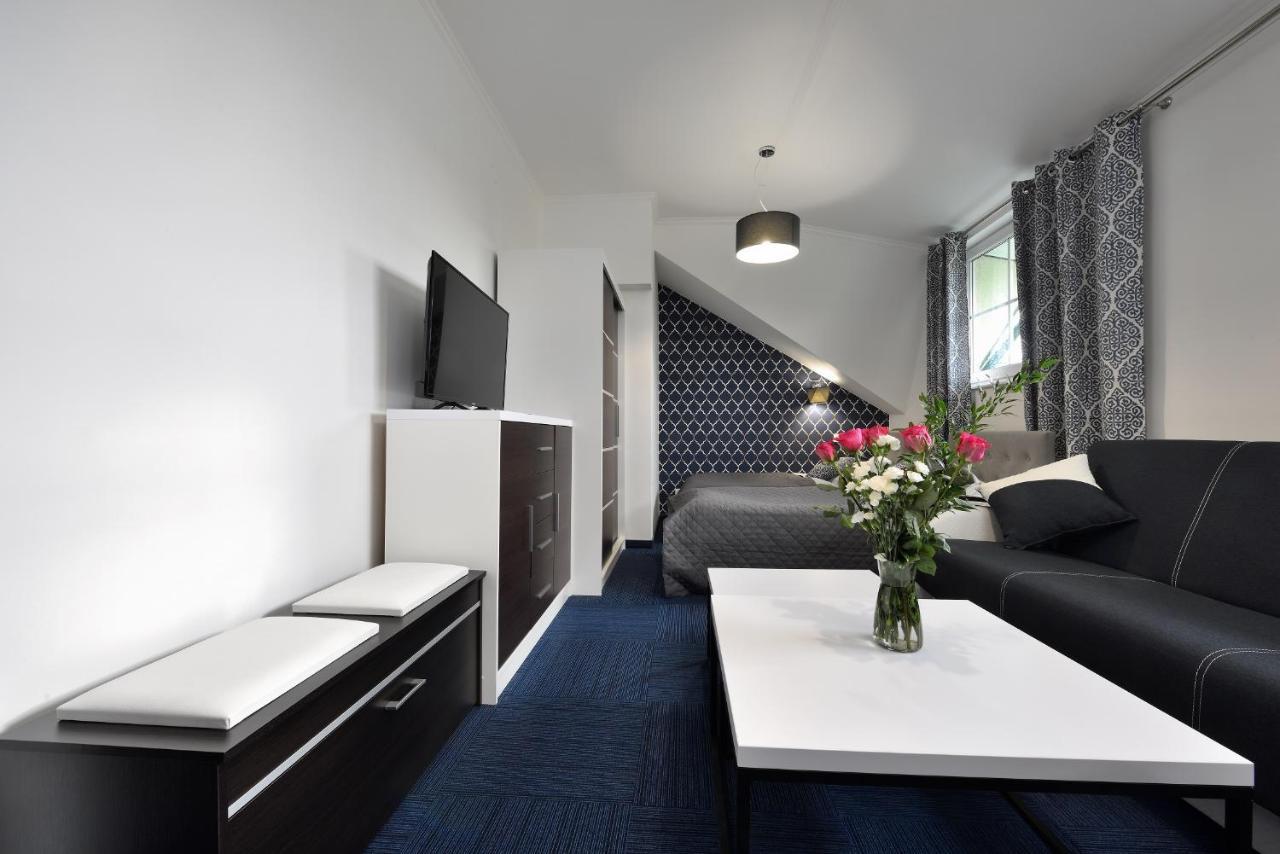 Hotel Agat Piotrkow Trybunalski Ngoại thất bức ảnh