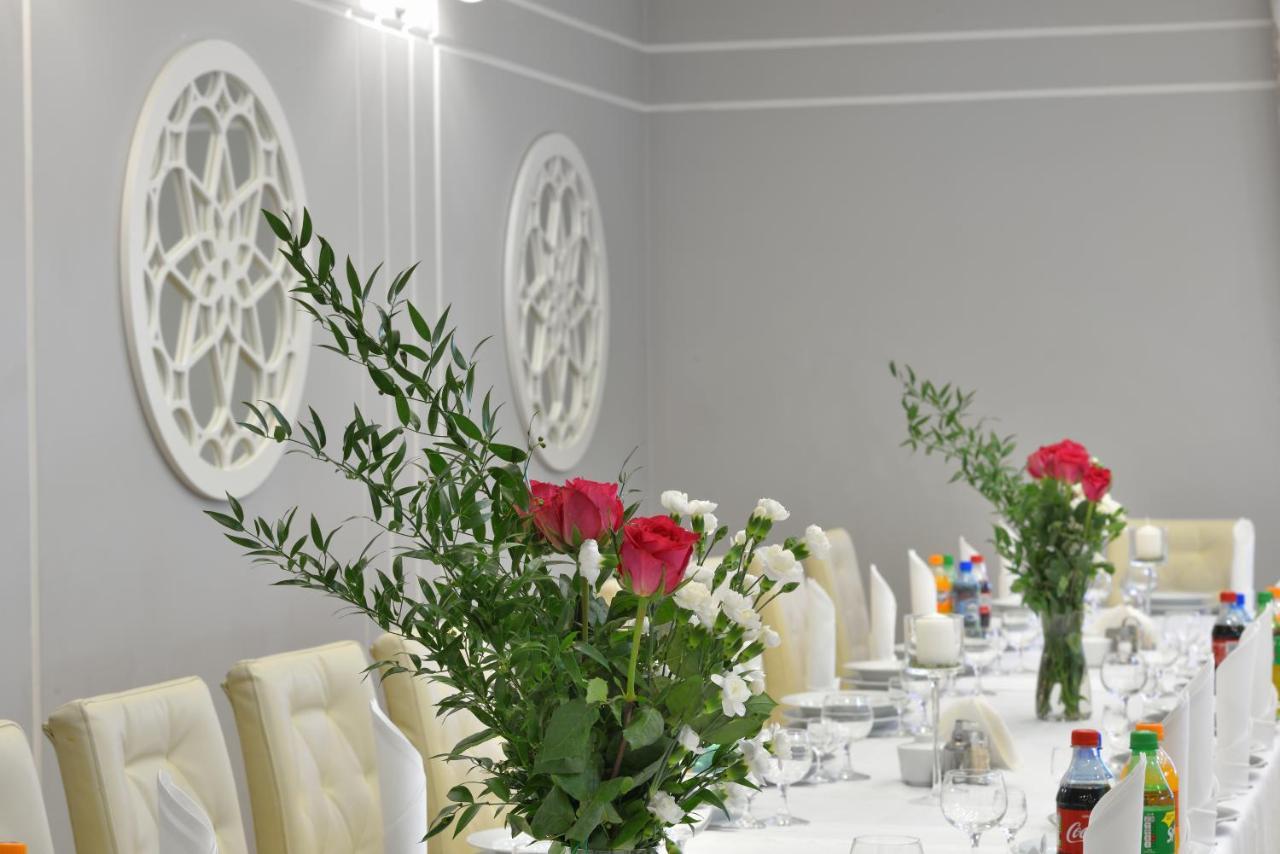 Hotel Agat Piotrkow Trybunalski Ngoại thất bức ảnh