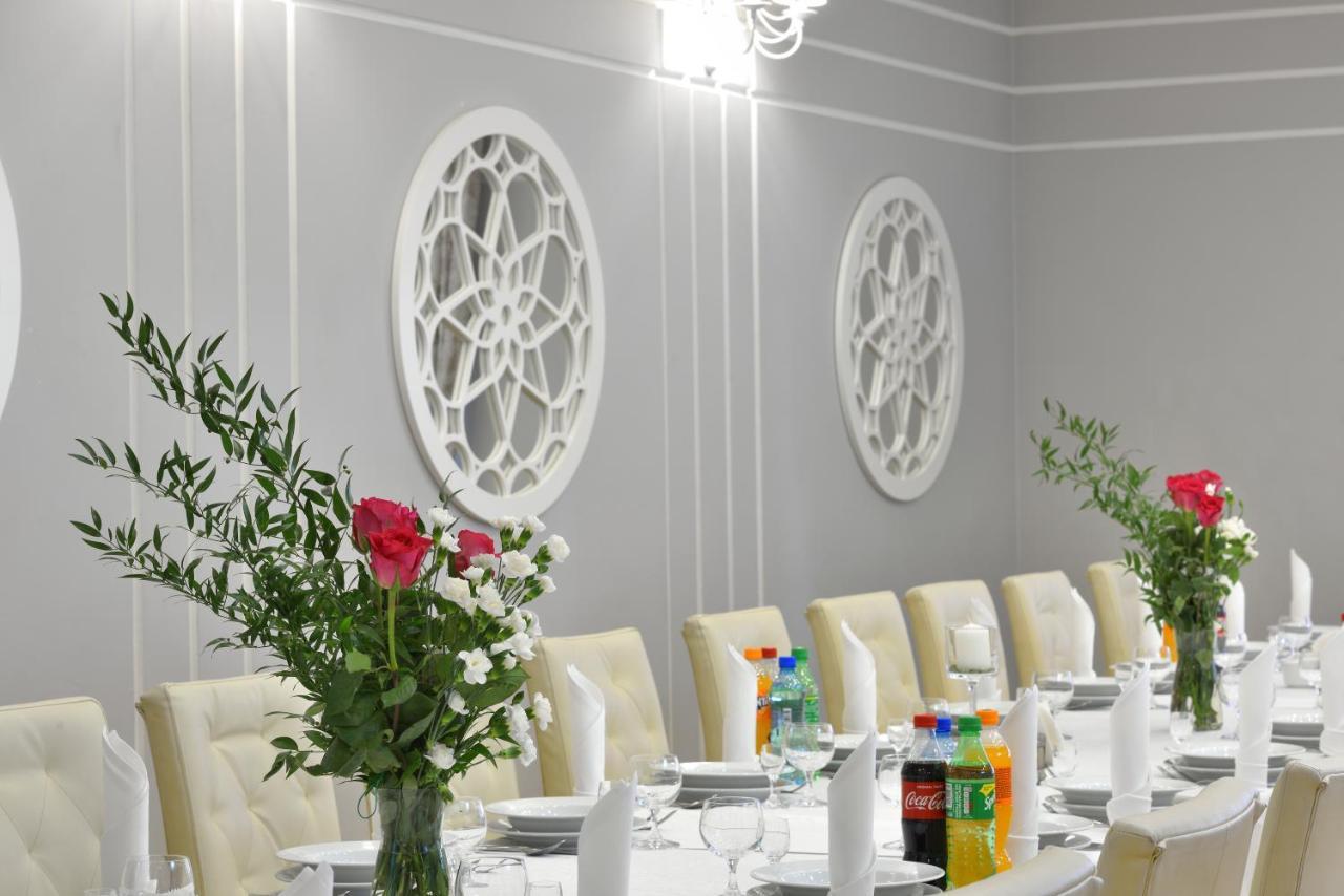 Hotel Agat Piotrkow Trybunalski Ngoại thất bức ảnh