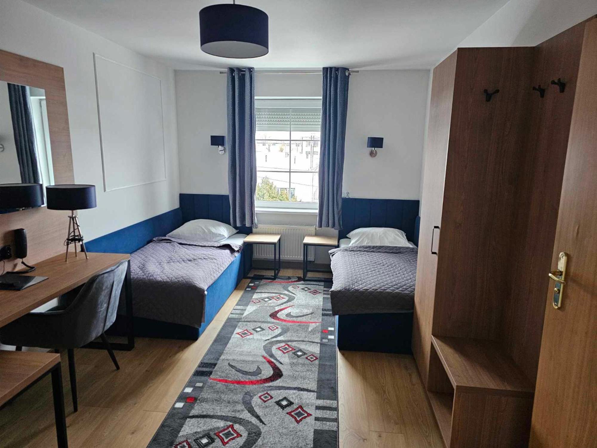 Hotel Agat Piotrkow Trybunalski Ngoại thất bức ảnh
